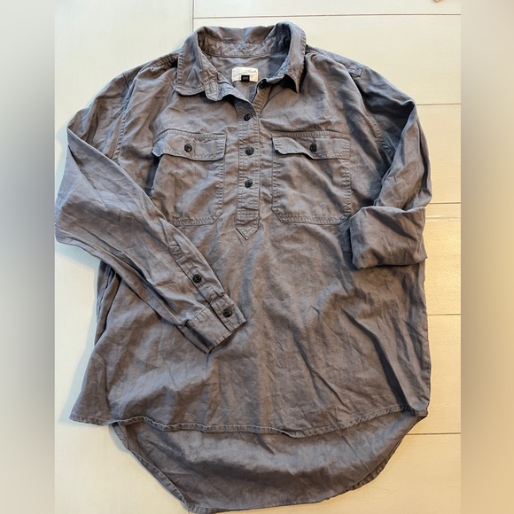 Shirt Grey Size Medium Universal Thread - Picture 1 of 2